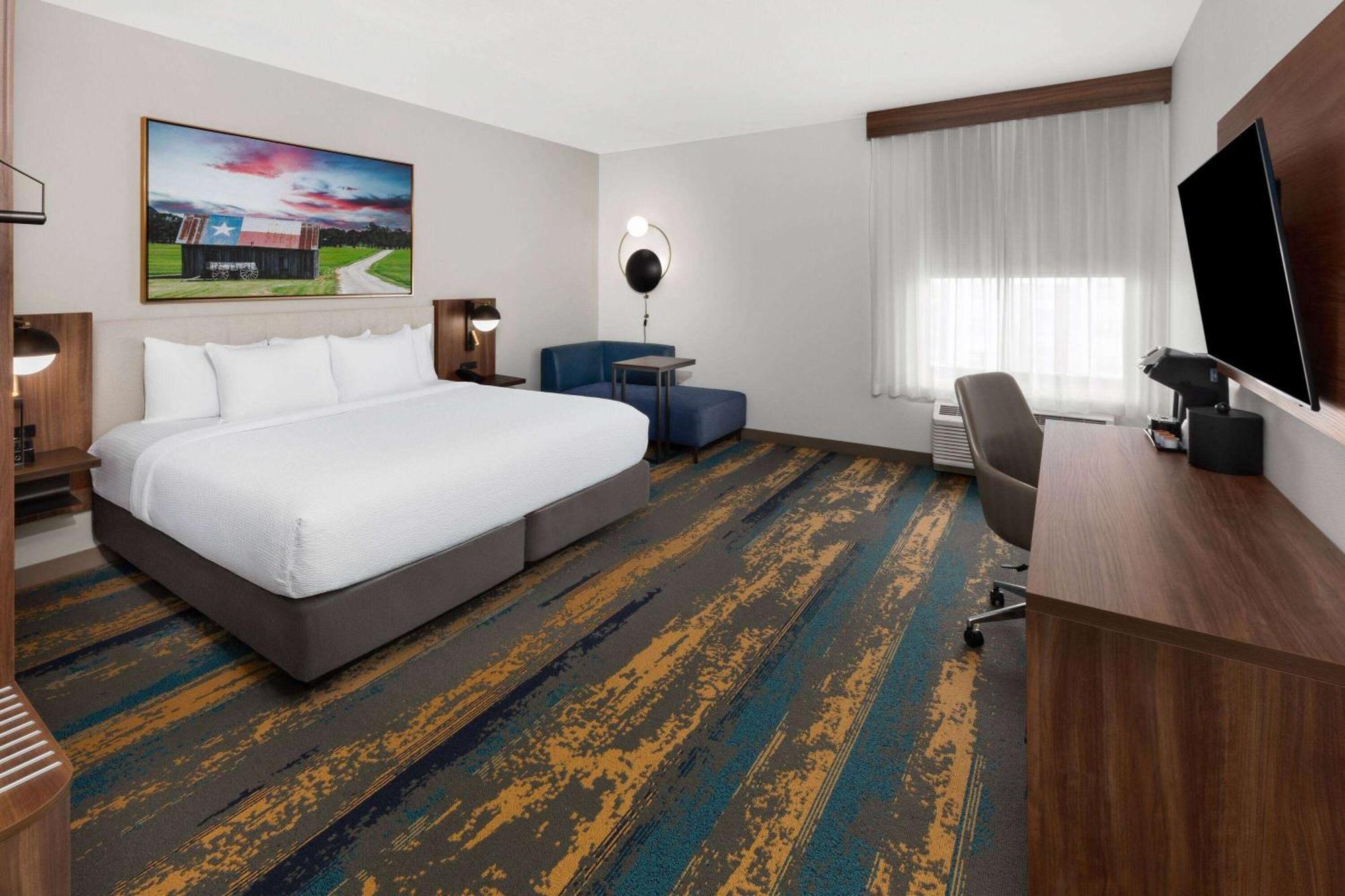 La Quinta Inn & Suites By Wyndham San Antonio At The Rim ภายนอก รูปภาพ