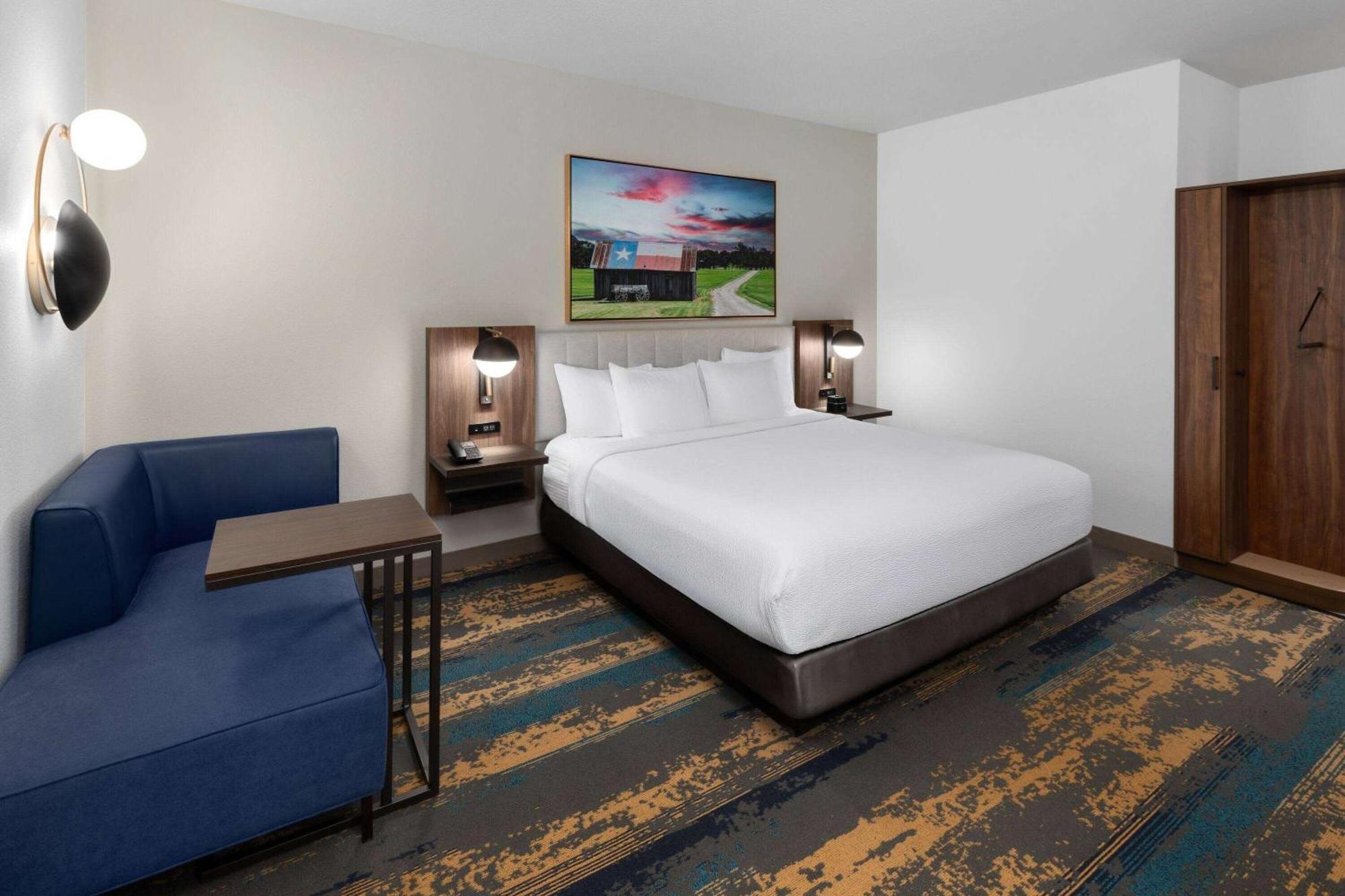 La Quinta Inn & Suites By Wyndham San Antonio At The Rim ภายนอก รูปภาพ